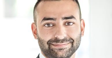 Tayfun Patat mäklare på Hisingen, Biskopsgården och Tuve