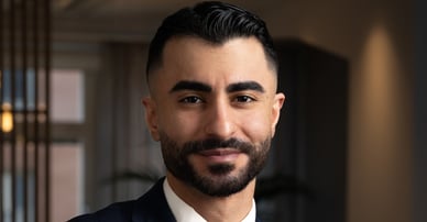 Arash Ghaznavi mäklare i Solna