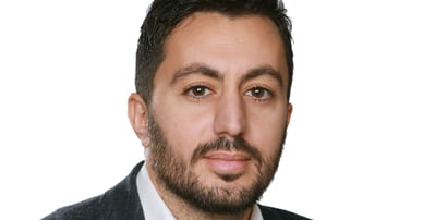 Moshe Kücükkaya mäklare i Södertälje