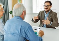 Frågor att ställa till mäklare vid försäljning - checklista