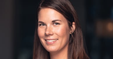 Angela Hamstad mäklare i Stureby, Svedmyra, Enskede, Hagsätra och Årsta