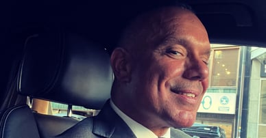 Carl-Fredrik Lindgren mäklare i Norrtälje, Östermalm, Sollentuna, Södermalm, Kungsholmen, Vasastan, Hammarby Sjöstad, Gärdet, Gamla Stan och Norrmalm