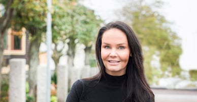 Caroline Jönsson mäklare i Varberg