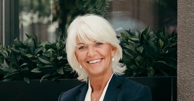 Denise Edlind mäklare på Östermalm, Lidingö, Täby, Södermalm, Nacka, Kungsholmen, Vasastan, Värmdö, Haninge och Ekerö