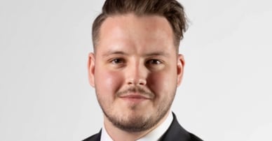 Dennis Hurtig mäklare i Örebro