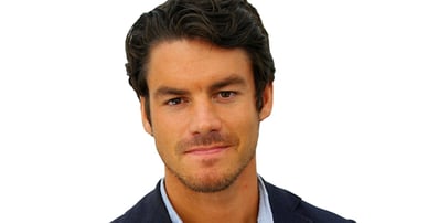 Patrik Bergholm mäklare i Järfälla, Östermalm, Österåker, Midsommarkransen, Stadshagen och Norrmalm