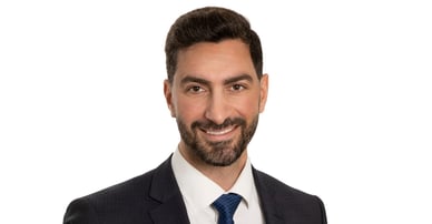 Babil Yilmaz mäklare på Södermalm