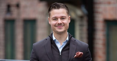 Mateusz Samuelsson mäklare i Härryda