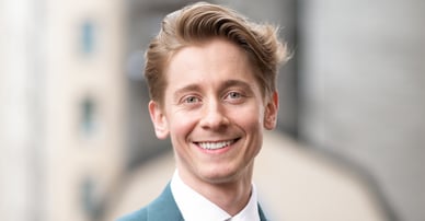 Adrian Pekul mäklare på Södermalm