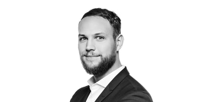 Claes-Johan pernhult mäklare i Kungälv