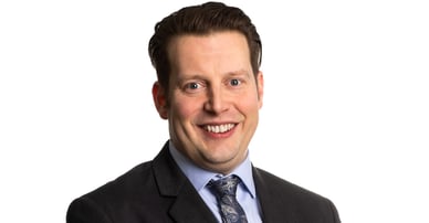 Akos Fonda mäklare i Kalix och Överkalix