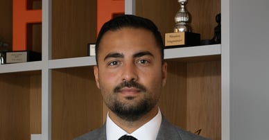 Johannes Deniz mäklare i Salem