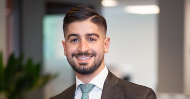 Danny Ishak mäklare i Södertälje