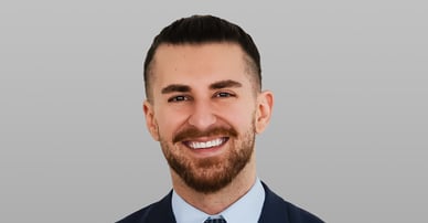 Avan Rashid mäklare på Östermalm, Solna, Södermalm, Kungsholmen, Vasastan, Sundbyberg, Gärdet, Gamla Stan, Norrmalm och Fredhäll