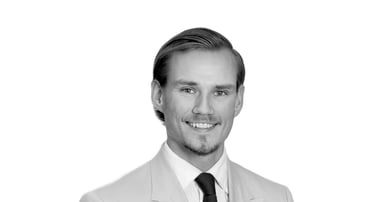 Dennis West mäklare i Hägerstensåsen, Västertorp, Stora & Lilla Essingen och Fruängen