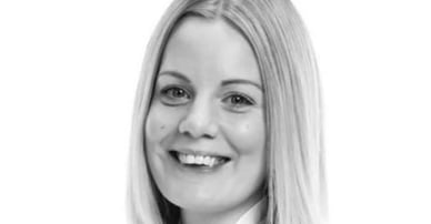 Emelie Erlandsson mäklare på Gotland