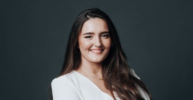 Linda Hoxhaj mäklare i Göteborg, Kungälv, Ale och Öckerö