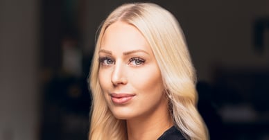 Amanda Kujanpää mäklare i Sollentuna