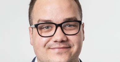 Sasa Sekulic mäklare på Hisingen