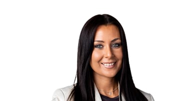 Julia Jönsson mäklare i Halmstad, Varberg, Falkenberg och Hylte