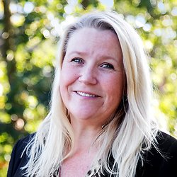 Anne Kylemark, Mäklare på Svensk Fastighetsförmedling