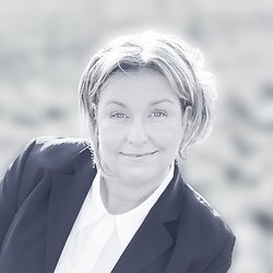 Karin Nilsson, Mäklare på Skånska Boställen