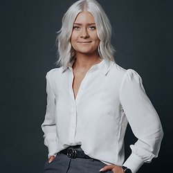 Andréa Gustafsson, Mäklare på Svensk Fastighetsförmedling Ale