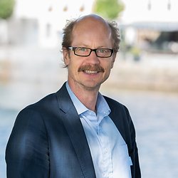 Bo-Göran Kling, Mäklare på Mäklarhuset Vänersborg