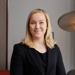Sara Malm, Mäklare på Fastighetsbyrån Sjöbo