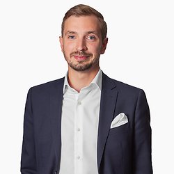 Alexander Sjönvall, Mäklare på Erik Olsson Örebro