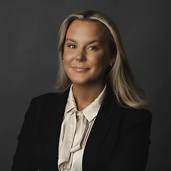 Sanna Stenholm, Mäklare på Svensk Fastighetsförmedling Karlstad