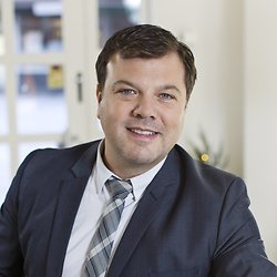 Jörgen Petersson, Mäklare på Fastighetsbyrån Järfälla