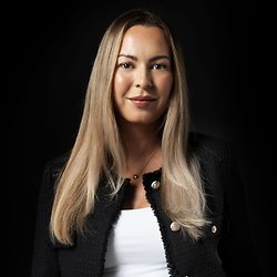 Alina Ibraimovski, Mäklare på Svenska Mäklarhuset Sundbyberg