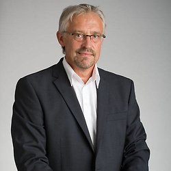 Göran Jansson, Mäklare på Göran Jansson Fastighetsbyrå