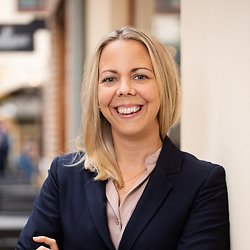 Karin Corneliusson, Mäklare på Fastighetsbyrån Örgryte & Göteborgs Innerstad
